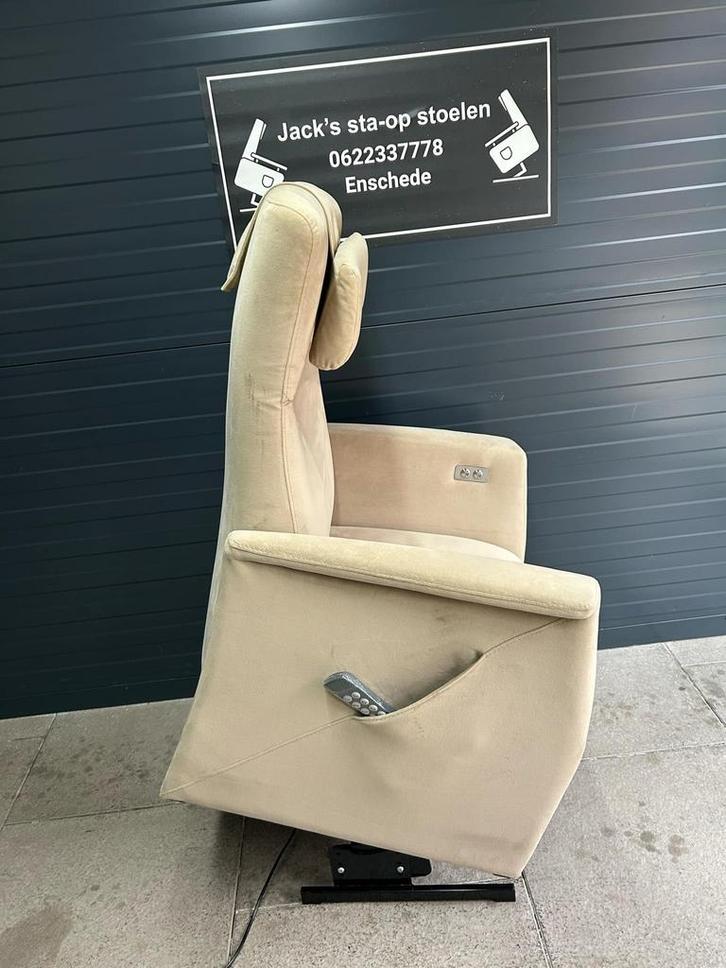 Sta op stoel merk prominent, Huis en Inrichting, Fauteuils, Zo goed als nieuw, Stof, 50 tot 75 cm, Minder dan 75 cm, Ophalen