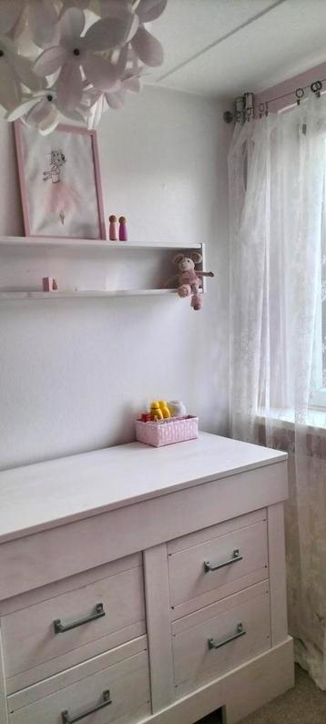 Bopita commode, kast, wandplank beschikbaar voor biedingen