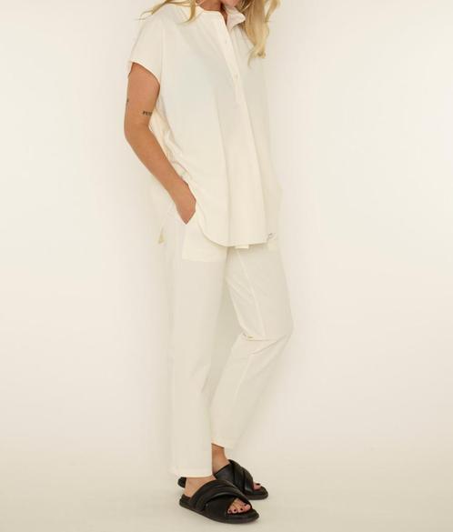 witte travel top van penn & ink maat 40, Kleding | Dames, Tops, Zo goed als nieuw, Maat 38/40 (M), Wit, Zonder mouw, Ophalen of Verzenden