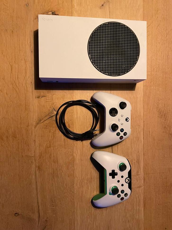 Xbox Series S - compleet, + extra controller!, Spelcomputers en Games, Spelcomputers | Xbox Series X en S, Zo goed als nieuw, Xbox Series S