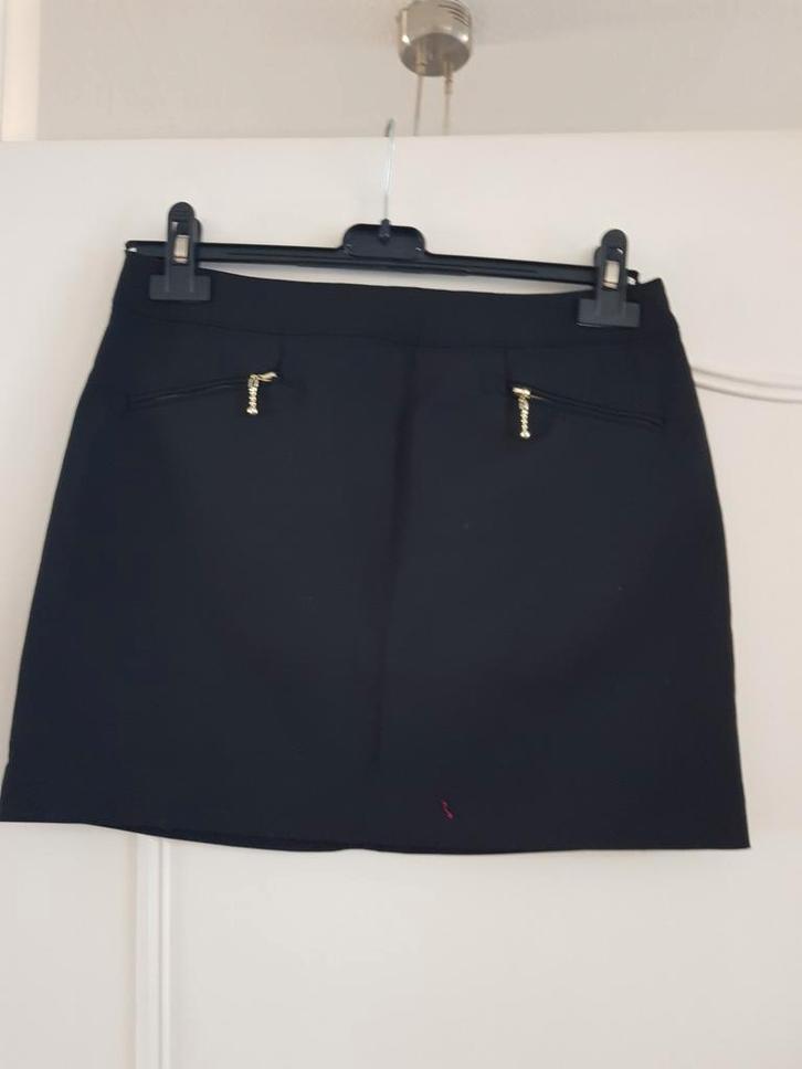 @ Zwarte rok - Maat 38 h en m met ritsjes, Kleding | Dames, Rokken, Zo goed als nieuw, Maat 38/40 (M), Zwart, Boven de knie, Ophalen of Verzenden