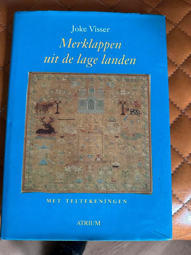 Merklappen uit de lage landen van Joke Visser, Boeken, Hobby en Vrije tijd, Zo goed als nieuw, Overige onderwerpen, Ophalen of Verzenden