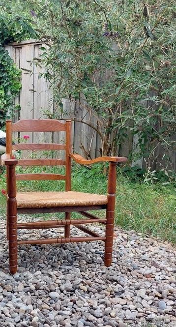Vintage, heerlijke zittende stoeltjes 2 stuks beschikbaar voor biedingen