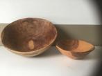Massief, houten set schalen., Huis en Inrichting, Woonaccessoires | Schalen en Manden, Ophalen of Verzenden, Zo goed als nieuw