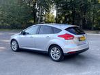 Ford Focus 1.0 Titanium 2016 NAVI/AIRCO/CRUISE/NW APK, Auto's, 65 €/maand, Stof, 635 kg, 100 pk
