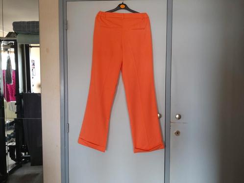 Zgan oranje kleur pantalon maat 36 bonprix., Kleding | Dames, Broeken en Pantalons, Zo goed als nieuw, Maat 36 (S), Oranje, Ophalen of Verzenden