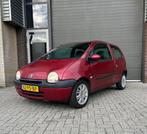 Renault Twingo 1.2 75pk Auth 2004 Rood, Auto's, Renault, Voorwielaandrijving, 4 cilinders, 4 stoelen, Origineel Nederlands