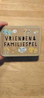 Vrienden & Familiespel", een spel met 100 vragen Nieuw!, Ophalen of Verzenden, Nieuw