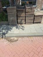 Gratis Betontegels 50x50 (139 stuks), Tuin en Terras, Tegels en Klinkers, Gebruikt, Ophalen of Verzenden, 10 m² of meer, Beton