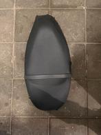 Piaggio Zip 4t Zadel, Fietsen en Brommers, Brommeronderdelen | Scooters, Ophalen of Verzenden, Gebruikt, Zadel, Piaggio