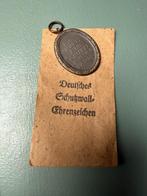 Schutzwall Ehrenzeichen met zakje, Verzamelen, Militaria | Tweede Wereldoorlog, Ophalen of Verzenden, Landmacht, Duitsland, Embleem of Badge