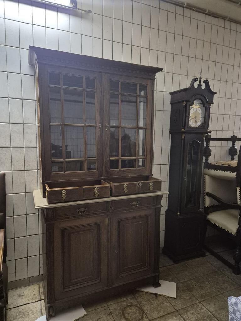 Antieke buffetkast met marmeren blad, Ophalen