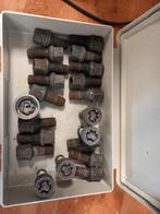 (Vag) Wielbouten met slotbout, Ophalen of Verzenden, Audi