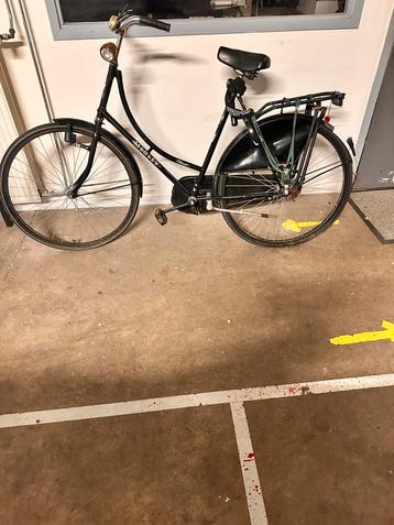 Zwarte medley fiets opknapper beschikbaar voor biedingen