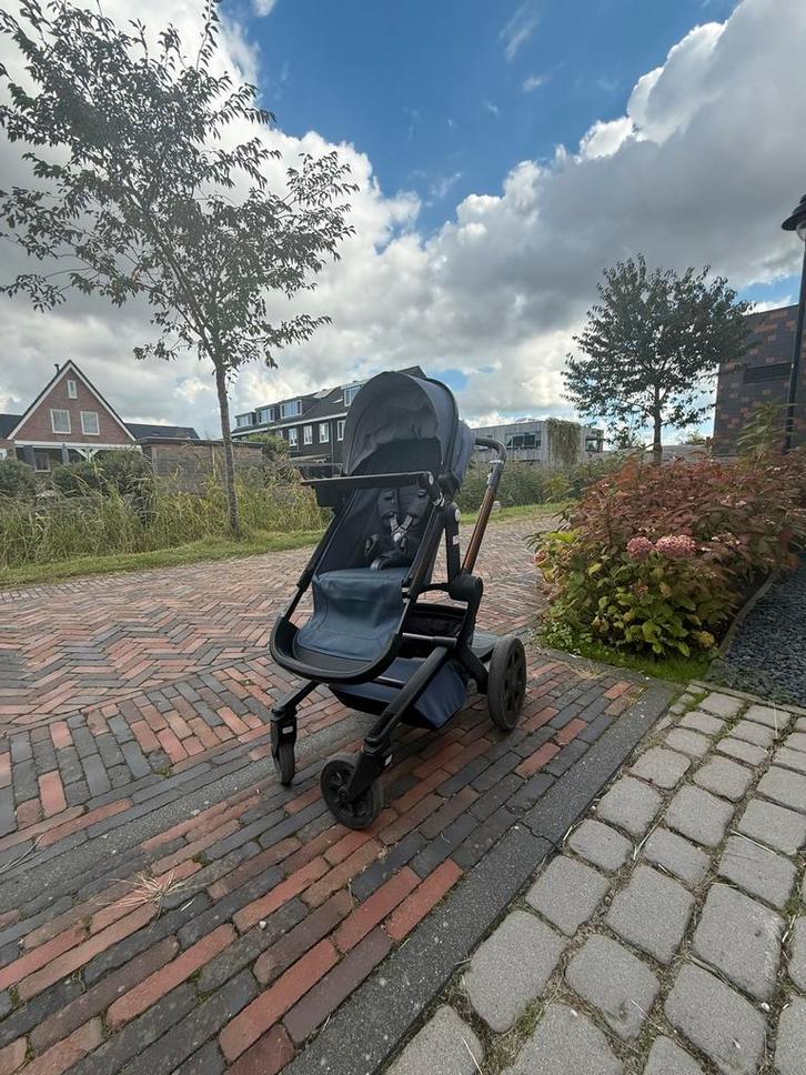 Joolz Day 3 compleet, Kinderen en Baby's, Kinderwagens en Combinaties, Zo goed als nieuw, Kinderwagen, Overige merken, Verstelbare duwstang