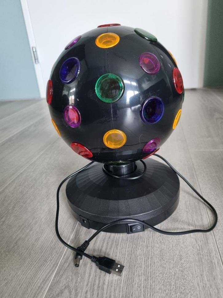 Discobal met kleurige lichteffecten, Muziek en Instrumenten, Licht en Laser, Zo goed als nieuw, Discobol, Kleur, Ophalen of Verzenden
