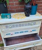 Brocante vintage ladenkast handbeschilderd bohemian, Huis en Inrichting, Ophalen, 50 tot 100 cm, Zo goed als nieuw, 3 of 4 laden