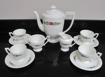 royal sphinx Petrus Regout serviesdelen roos beschikbaar voor biedingen