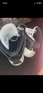 Jordans, Ophalen of Verzenden, Nieuw, Sneakers of Gympen