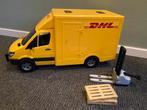 Bruder DHL bestelbus incl palletwagen, Kinderen en Baby's, Speelgoed | Speelgoedvoertuigen, Ophalen of Verzenden, Zo goed als nieuw