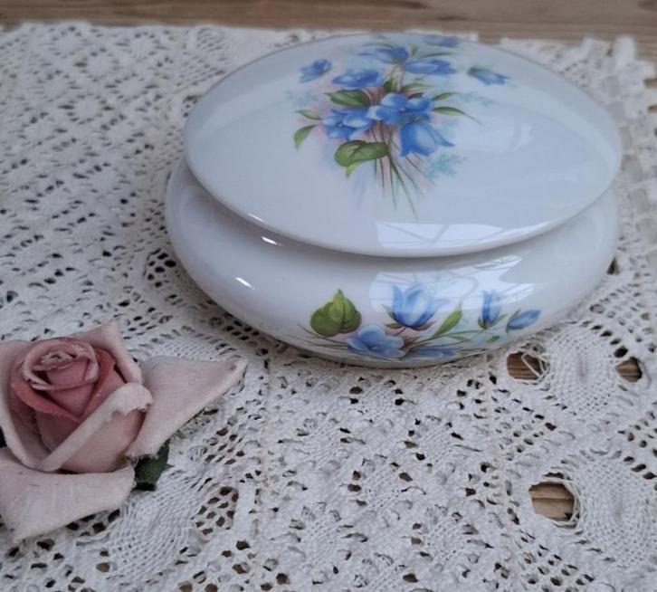 Frans dekseldoosje, blauwe klokjes, decors de Paris, Antiek en Kunst, Curiosa en Brocante, Ophalen of Verzenden