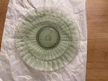 Glazen Schaal -  neerlandia copier groen beschikbaar voor biedingen