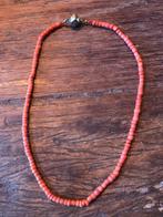 Antieke bloedkoraal ketting met gouden bolvormig slot, Sieraden, Tassen en Uiterlijk, Antieke sieraden, Ophalen, Goud, Ketting