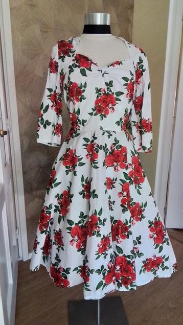 Hell Bunny Vixen , wit met rode bloemen xl beschikbaar voor biedingen