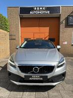 Volvo V40 Cross Country 1.5 T3 Momentum / {Pano & Camera), Auto's, Zwart, 152 pk, Hatchback, Kunstmatig leder