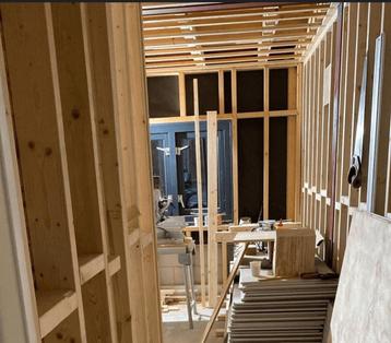 Timmerman beschikbaar voor biedingen