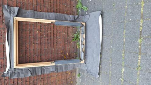Velux dakraam +verduisteringsgordijn, Doe-het-zelf en Verbouw, Overige Doe-het-zelf en Verbouw, Gebruikt, Ophalen