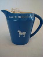 White Horse Whisky waterjug blauw met witte letters, Verzamelen, Ophalen of Verzenden, Zo goed als nieuw, Gebruiksvoorwerp