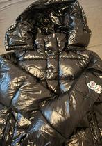 Moncler Maya, Ophalen of Verzenden, Zo goed als nieuw, Zwart