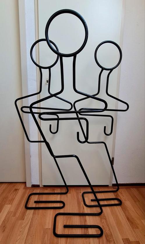 Dressboys popart design kunst metaal kleur zwart uniek, Kleding | Dames, Kledingrekken, Gebruikt, Ophalen