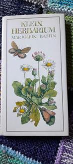 Klein Herbarium - Marjolein Bastin, Boeken, Ophalen of Verzenden, Gelezen, Bloemen, Planten en Bomen, Marjolein Bastin