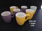 Leuke set van 11 gekleurde mokken, Huis en Inrichting, Keuken | Servies, Gebruikt, Keramiek, Ophalen of Verzenden, Effen