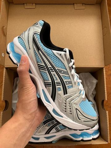 Asics Gel Kyano 14 Artic Sky Pure Silver EU 9.5 / 43.5  beschikbaar voor biedingen