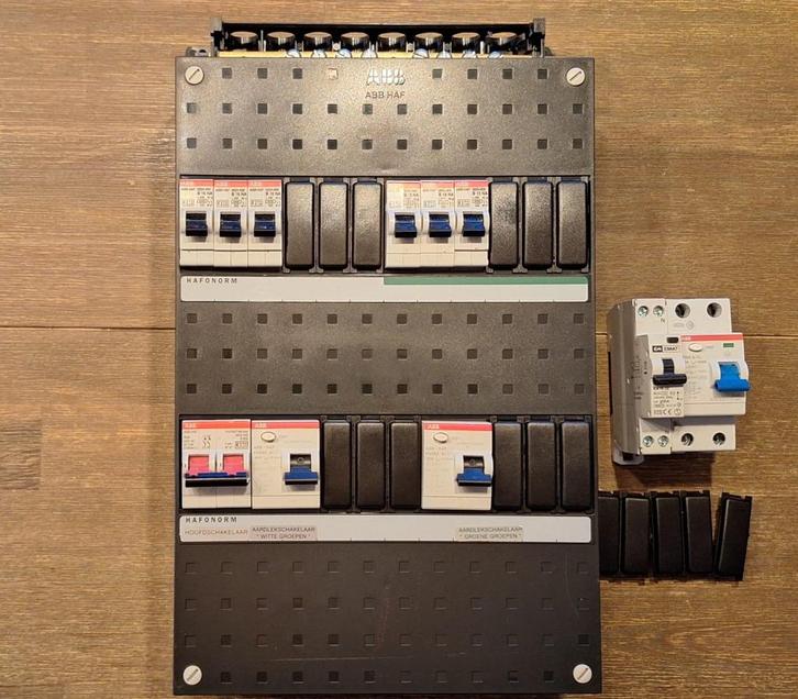 ABB 1fase groepenkast, Doe-het-zelf en Verbouw, Elektra en Kabels, Gebruikt, Overige typen, Ophalen of Verzenden
