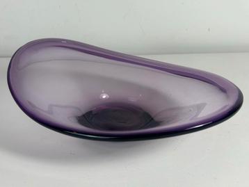 Vintage Paarse Glazen Fruitschaal beschikbaar voor biedingen