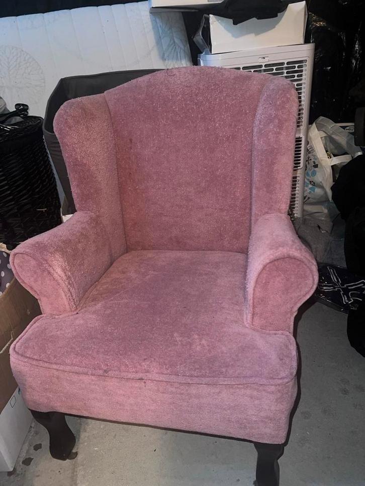 Gratis Roze fauteuil met oren, Huis en Inrichting, Fauteuils, Gebruikt, Stof, 75 tot 100 cm, 75 tot 100 cm, Ophalen