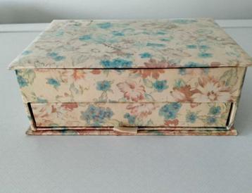 Design,stof,doosje,Box,bruidsmeisje,bloem,kleuren beschikbaar voor biedingen