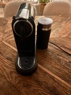 Nespresso apparaat met melkopschuimer, Witgoed en Apparatuur, Koffiezetapparaten, Espresso apparaat, Ophalen of Verzenden, Zo goed als nieuw