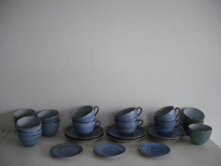 Volendams aardewerk servies, Huis en Inrichting, Keuken | Servies, Zo goed als nieuw, Kom(men), Overige stijlen, Aardewerk, Ophalen of Verzenden