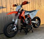 KTM SMR 450 2022 | 41,7 uur | Supermoto, Motoren, 450 cc, Particulier, Meer dan 35 kW, 1 cilinder