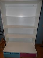 Ruime witte Bopita boekenkast met 2 lades, Ophalen, Gebruikt, Boekenkast, 50 tot 100 cm