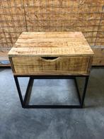 Nieuw kastje van mango hout met stalen frame, Ophalen, ., Nieuw, Minder dan 50 cm