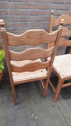 2 knopstoelen met een biezen zitting., Antiek en Kunst, Antiek | Meubels | Stoelen en Banken, Ophalen