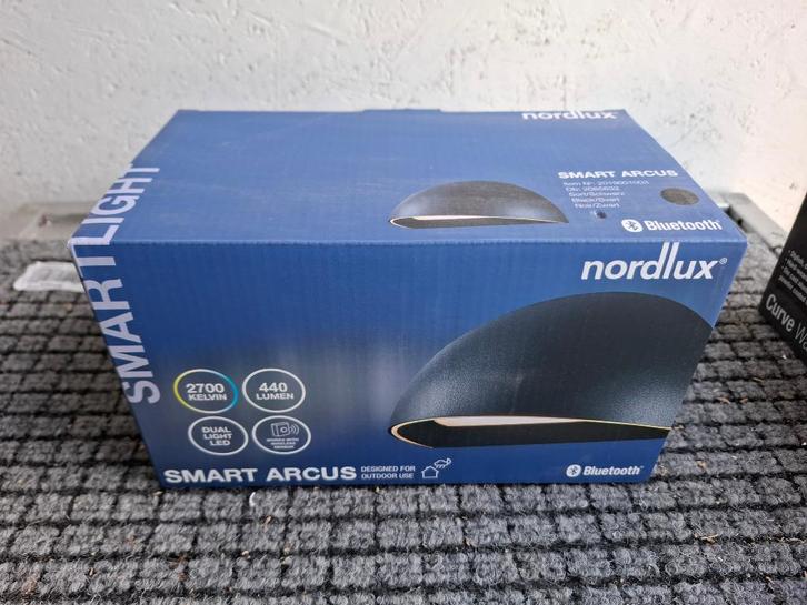 buitenlamp Nordlux Smart Arcus Led zwart model nieuw, Tuin en Terras, Buitenverlichting, Nieuw, Wandlamp, Staal, 50 tot 250 watt