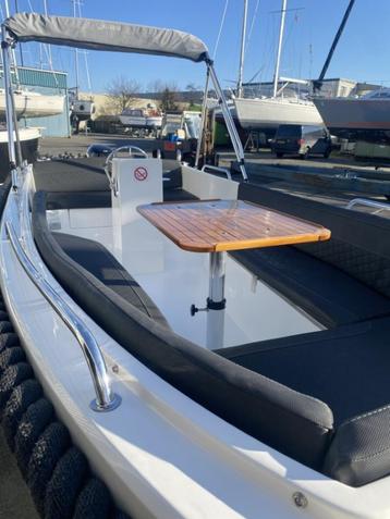 Nette Amigo 470Q sloep icm Tohatsu 9.9 injectie, veel extra' beschikbaar voor biedingen