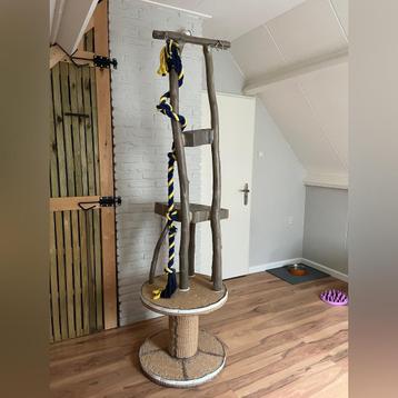 Prachtige zelfgemaakte mooie xxl katten krabpaal 199*57cm beschikbaar voor biedingen